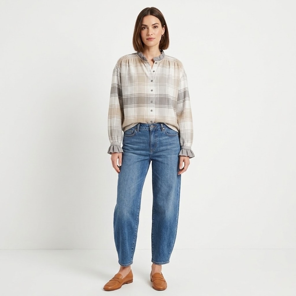 Ann Taylor Plaid Ruffle Collar Smocked Shoulder Blouse Gray Tan Viscose XS Fall